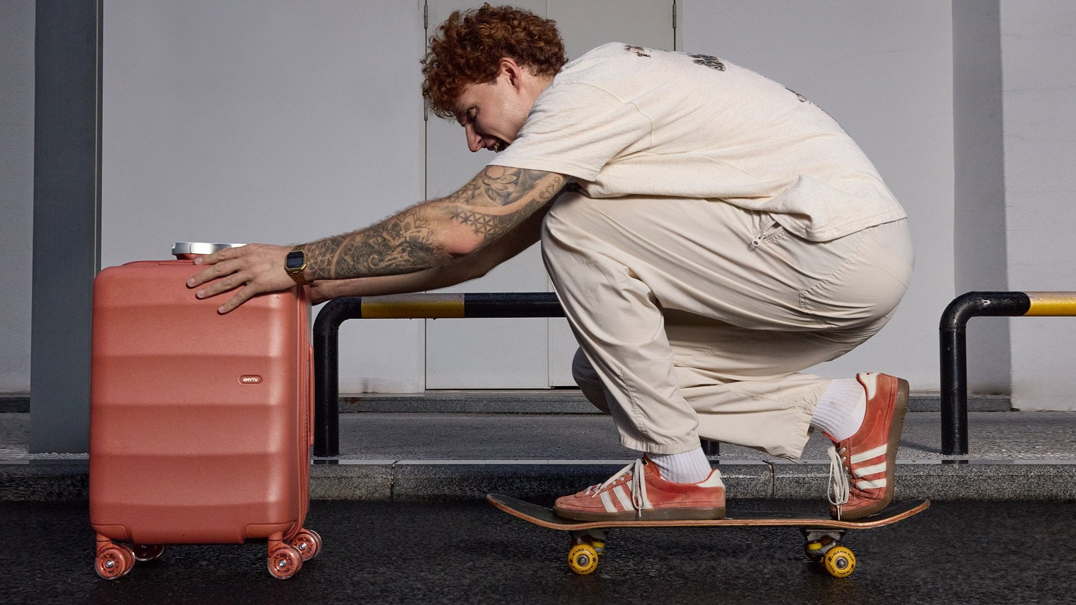 What Are the Benefits of an Expandable Carry-On Suitcase?