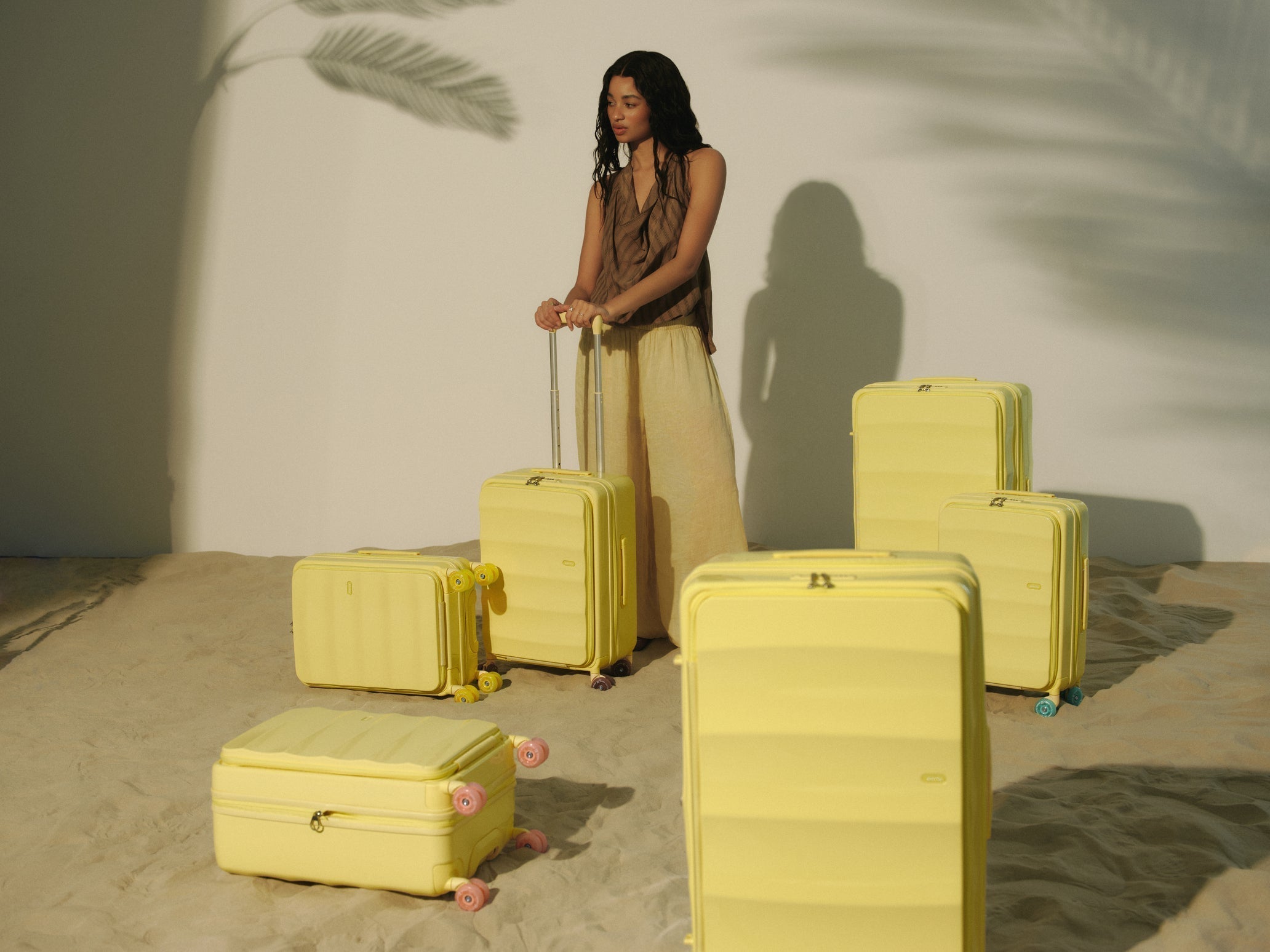 Front-Opening Carry-On Luggage: Why Travelers Prefer It | 4MYTU