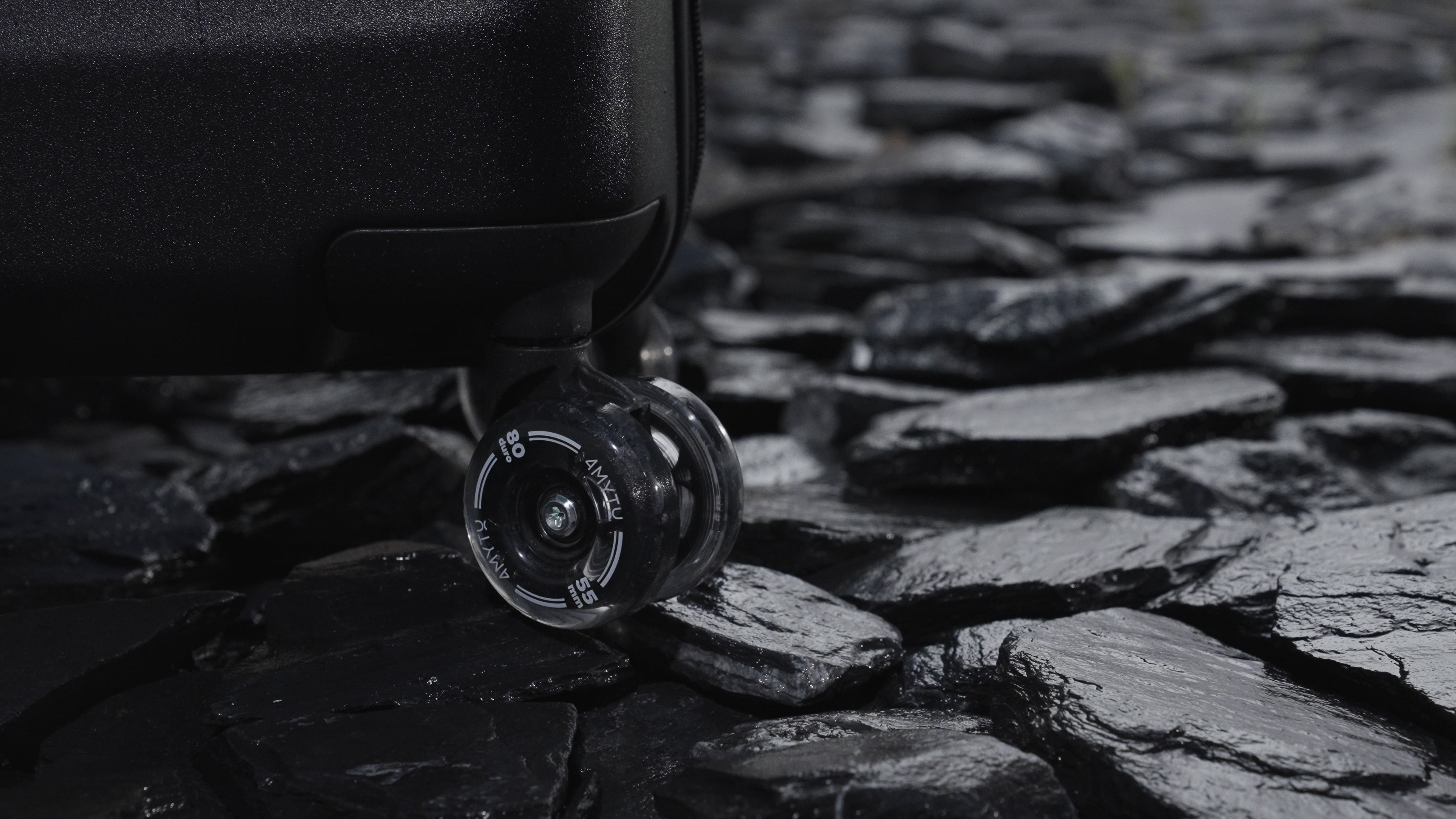 5 Practical Holiday Gift Ideas For Travelers