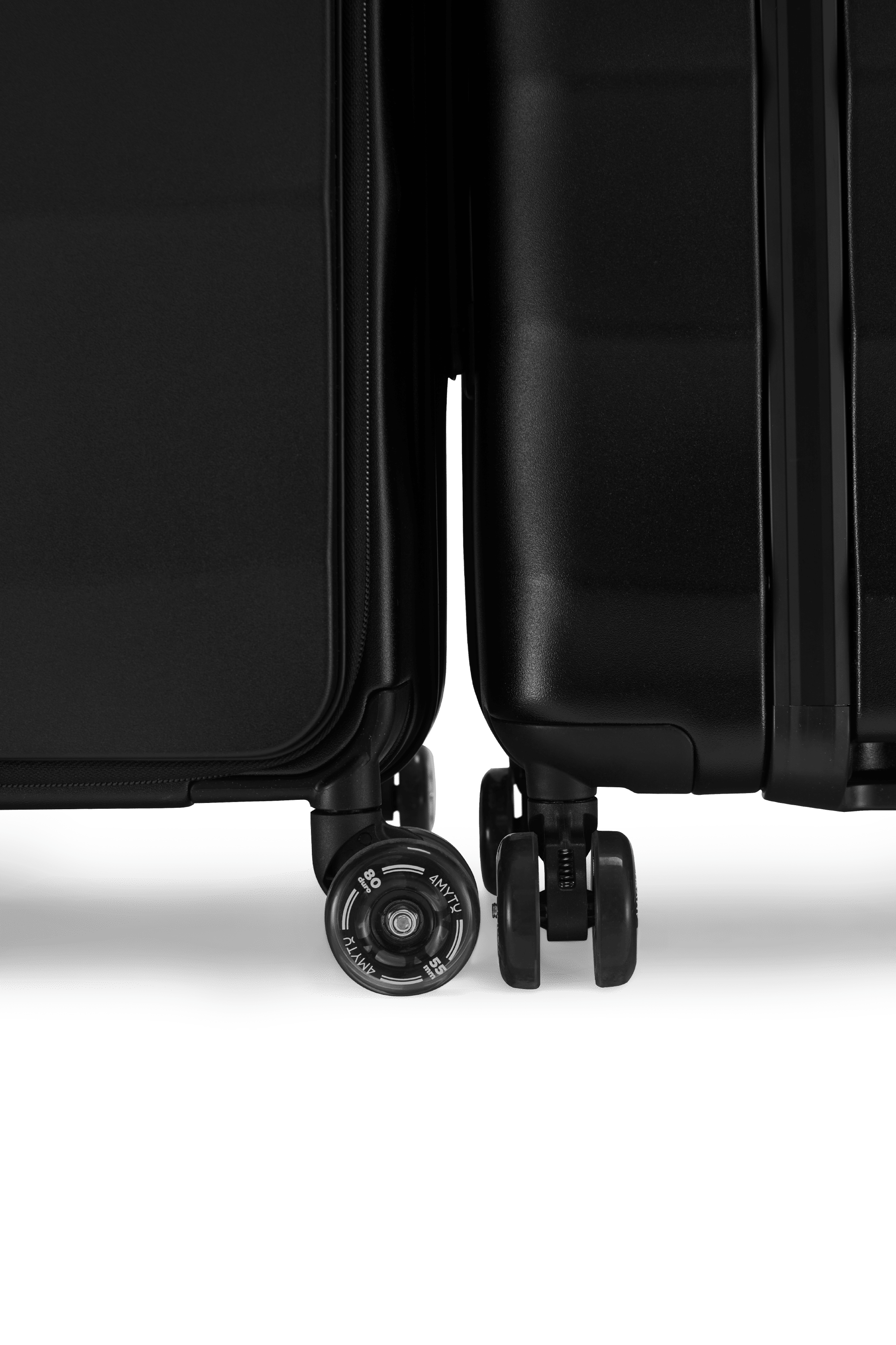 Max Tank Suitcases in Jet Black
