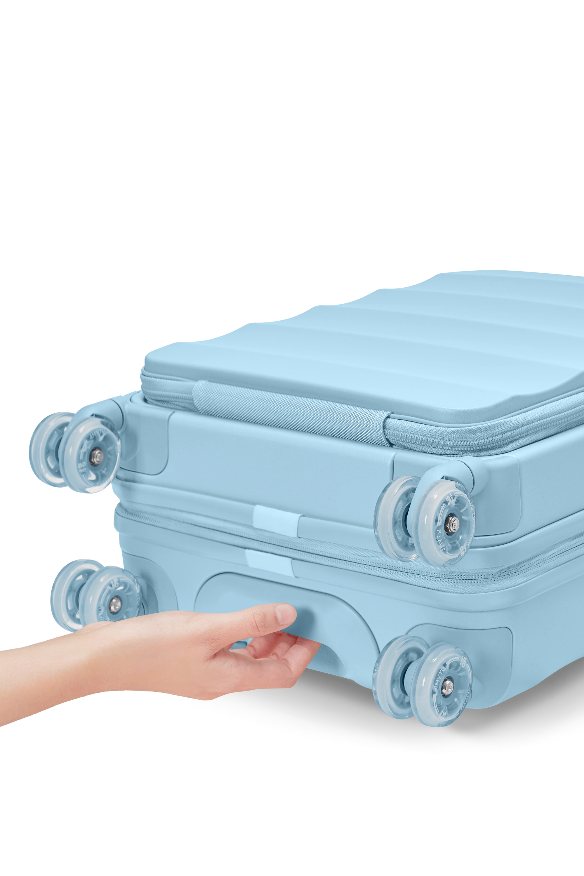 Tank Lite Carry-on in Baby Blue