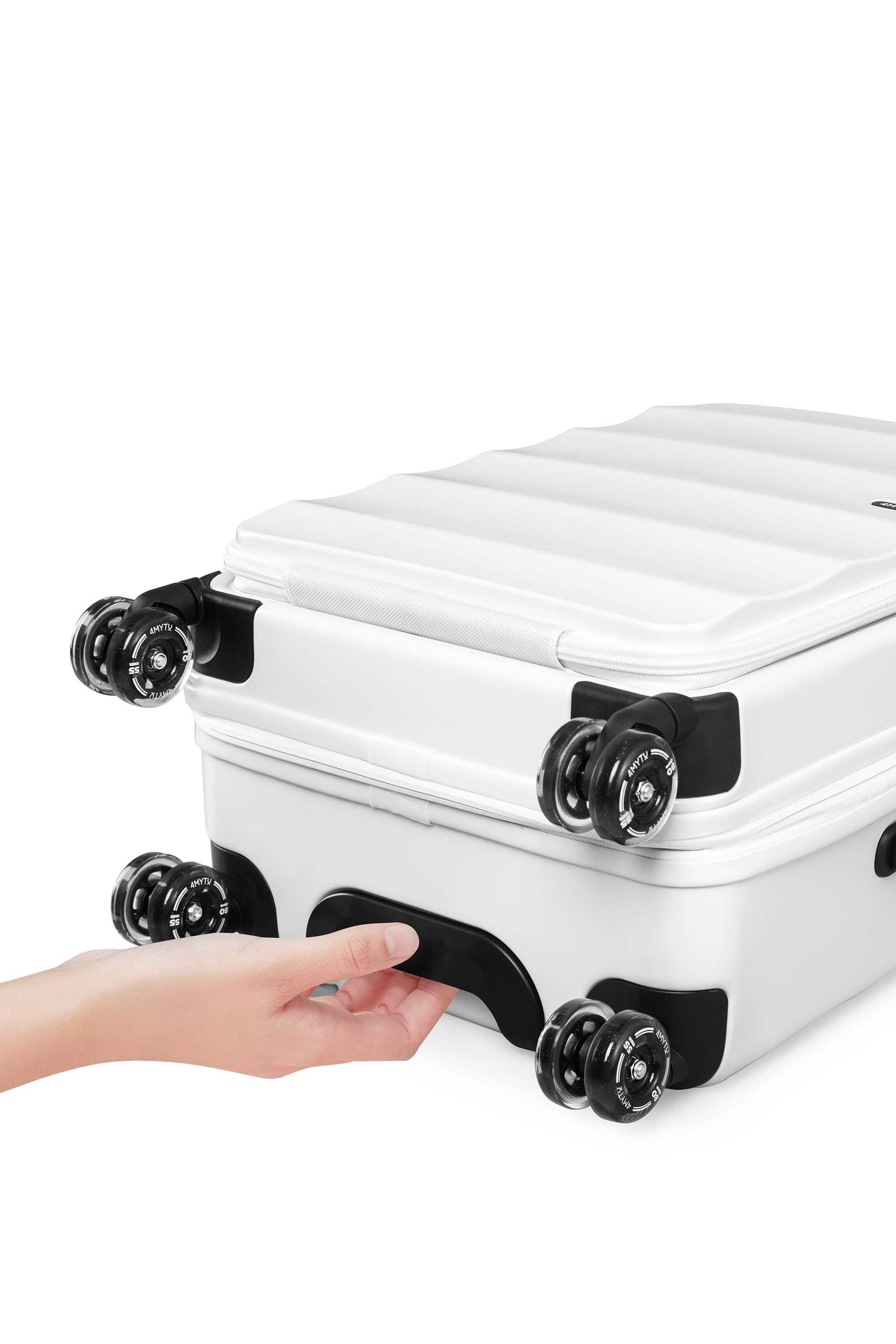 Der Domestic Tank Carry-On in feurigem Rot