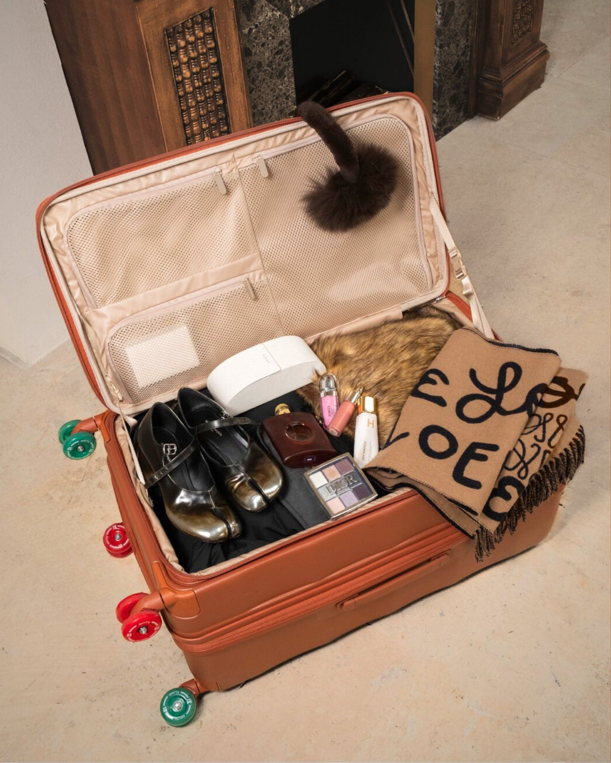 4MYTU luggage materials