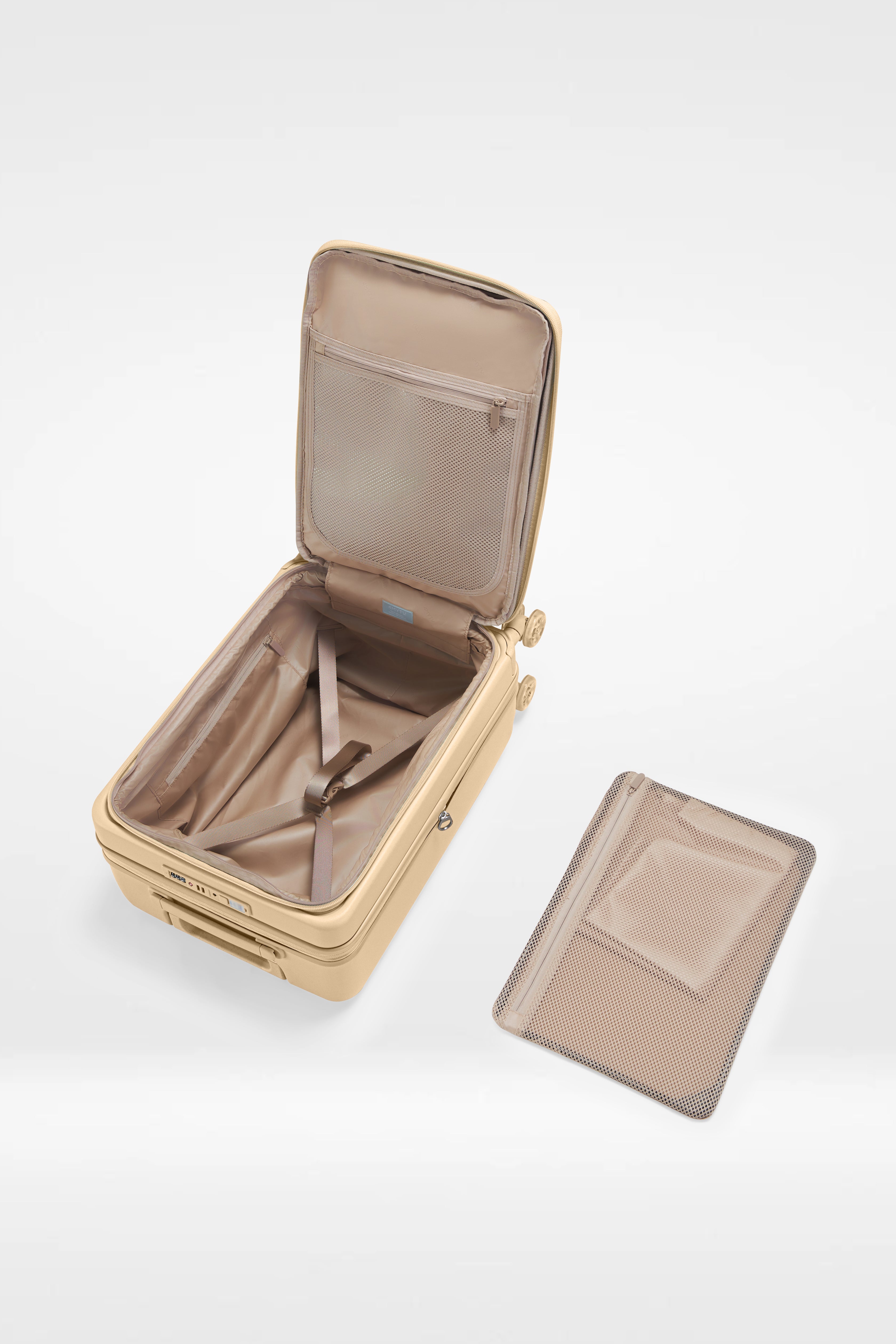 Tank Suitcases in Sandstorm
