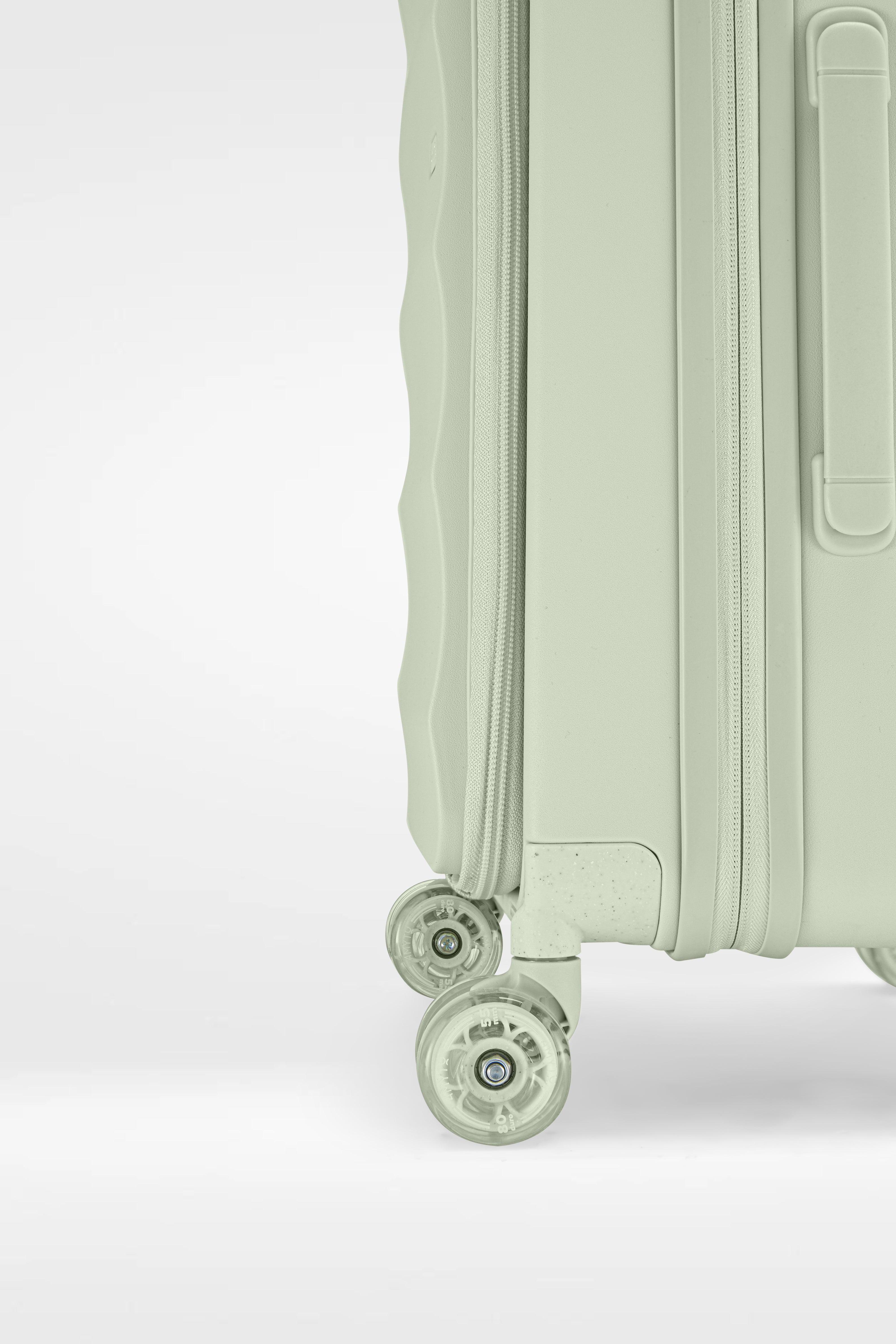 Tank Carry-On in Mint Green