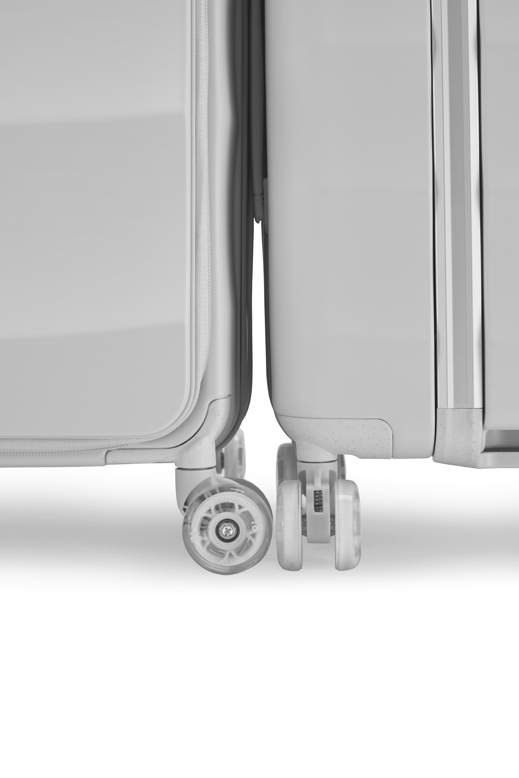 ハーバーミストのタンクスーツケース