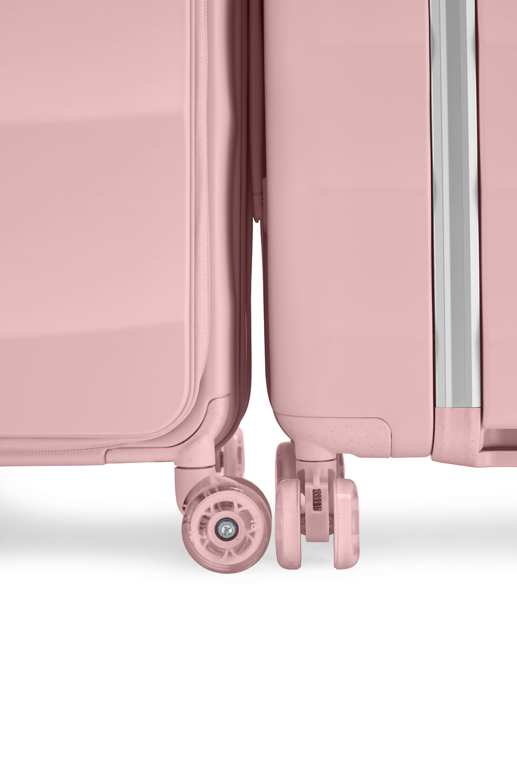 Max Tank Suitcases in Blush Pink