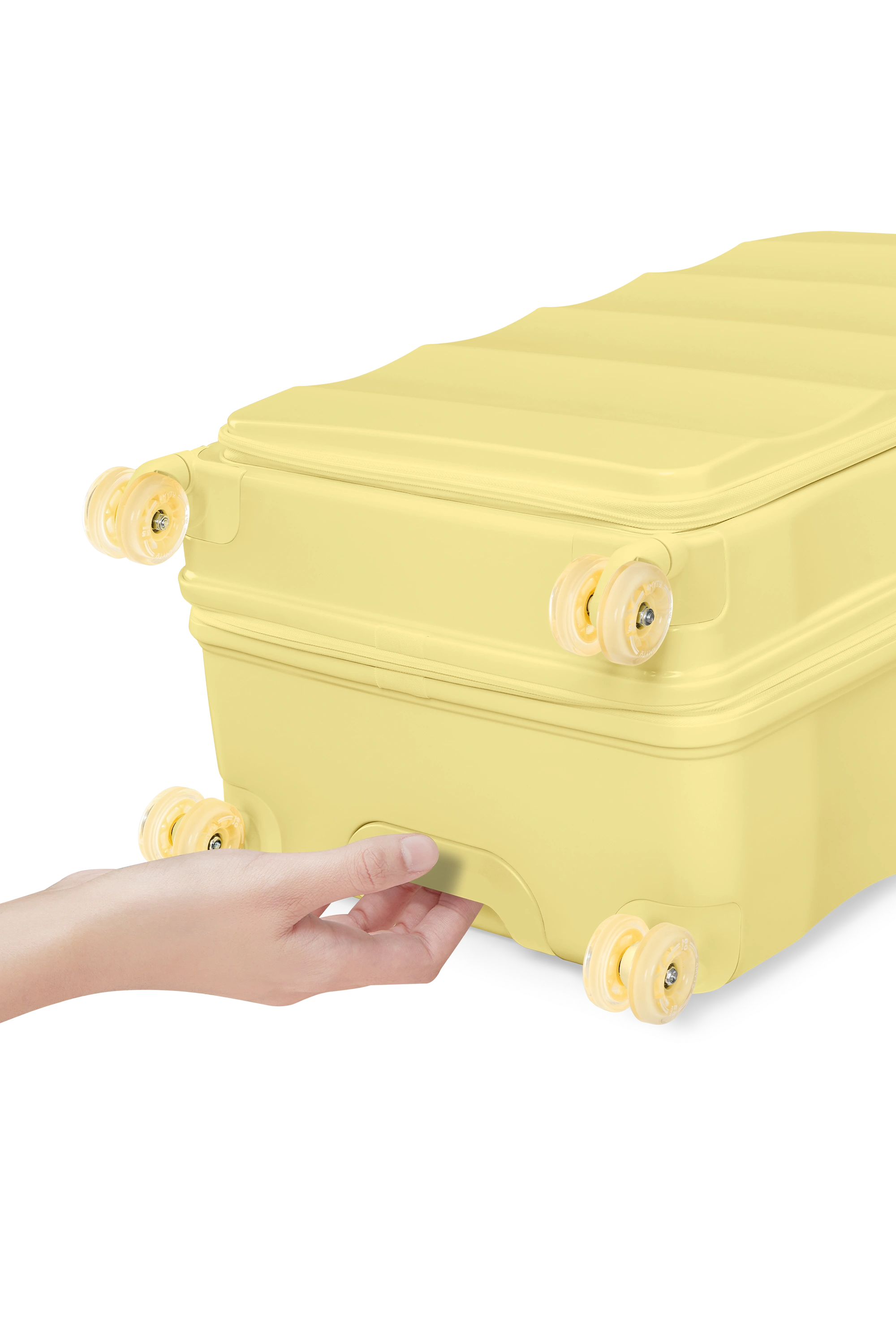 Tank Lite Max Suitcases in Glossy Limone