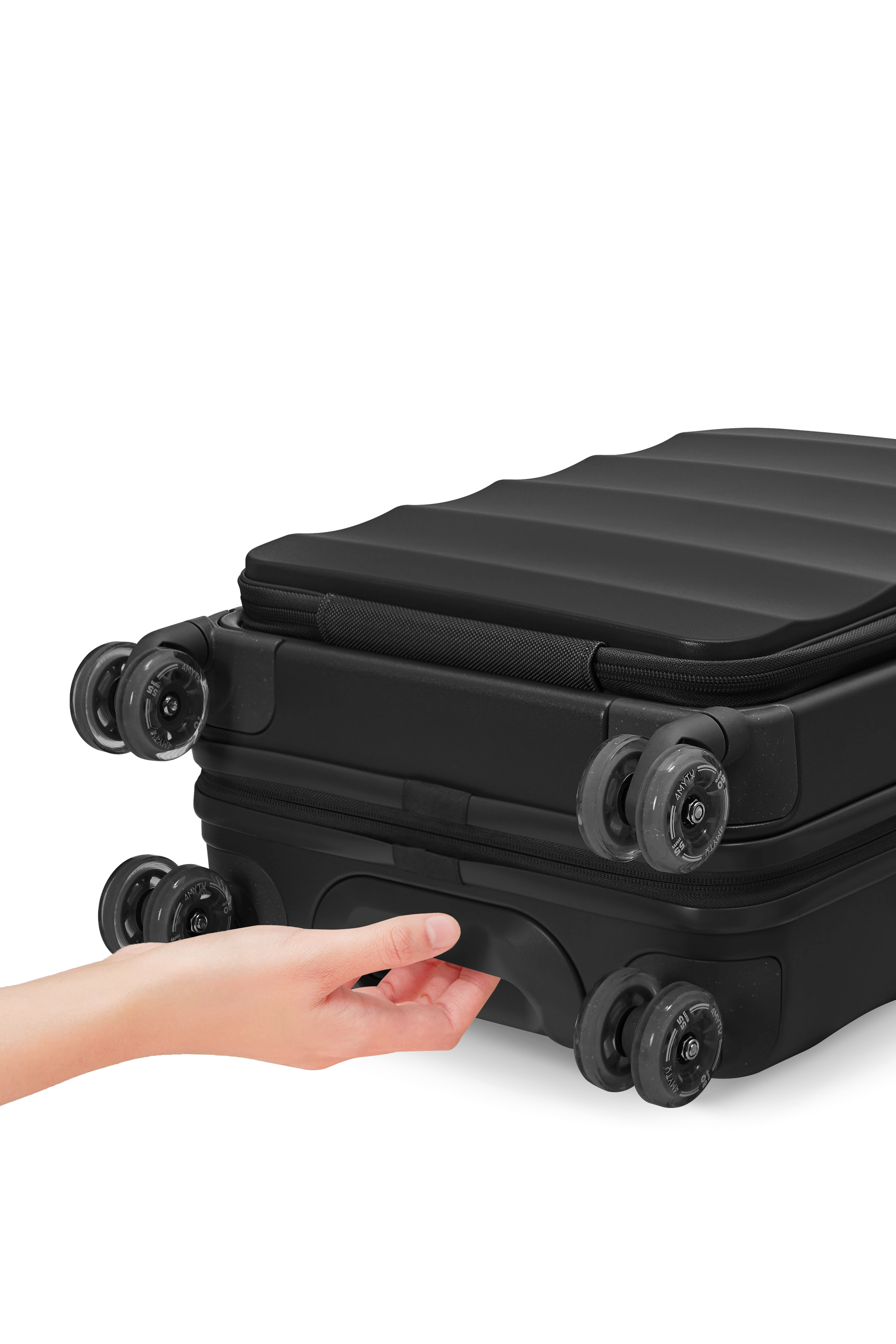 Tank Lite Carry-on in Jet Black