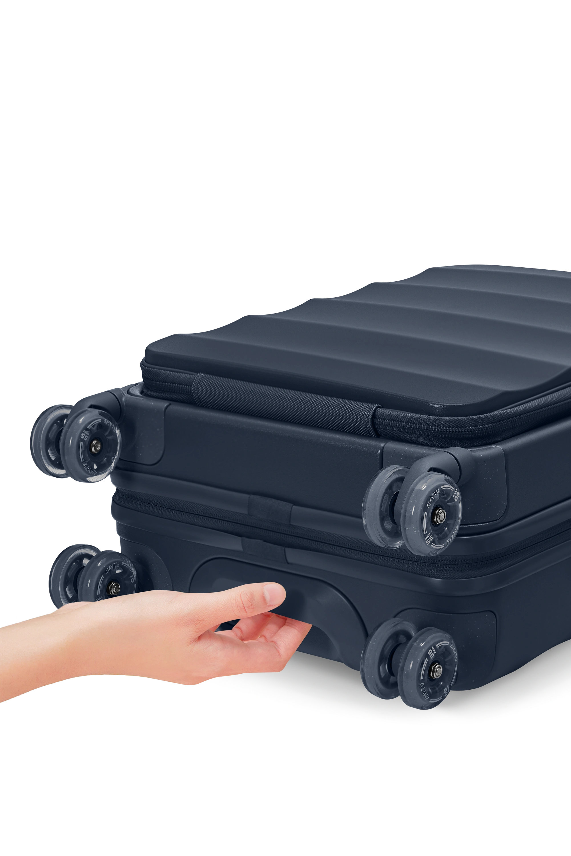 Tank Lite Carry-on in Deep Navy