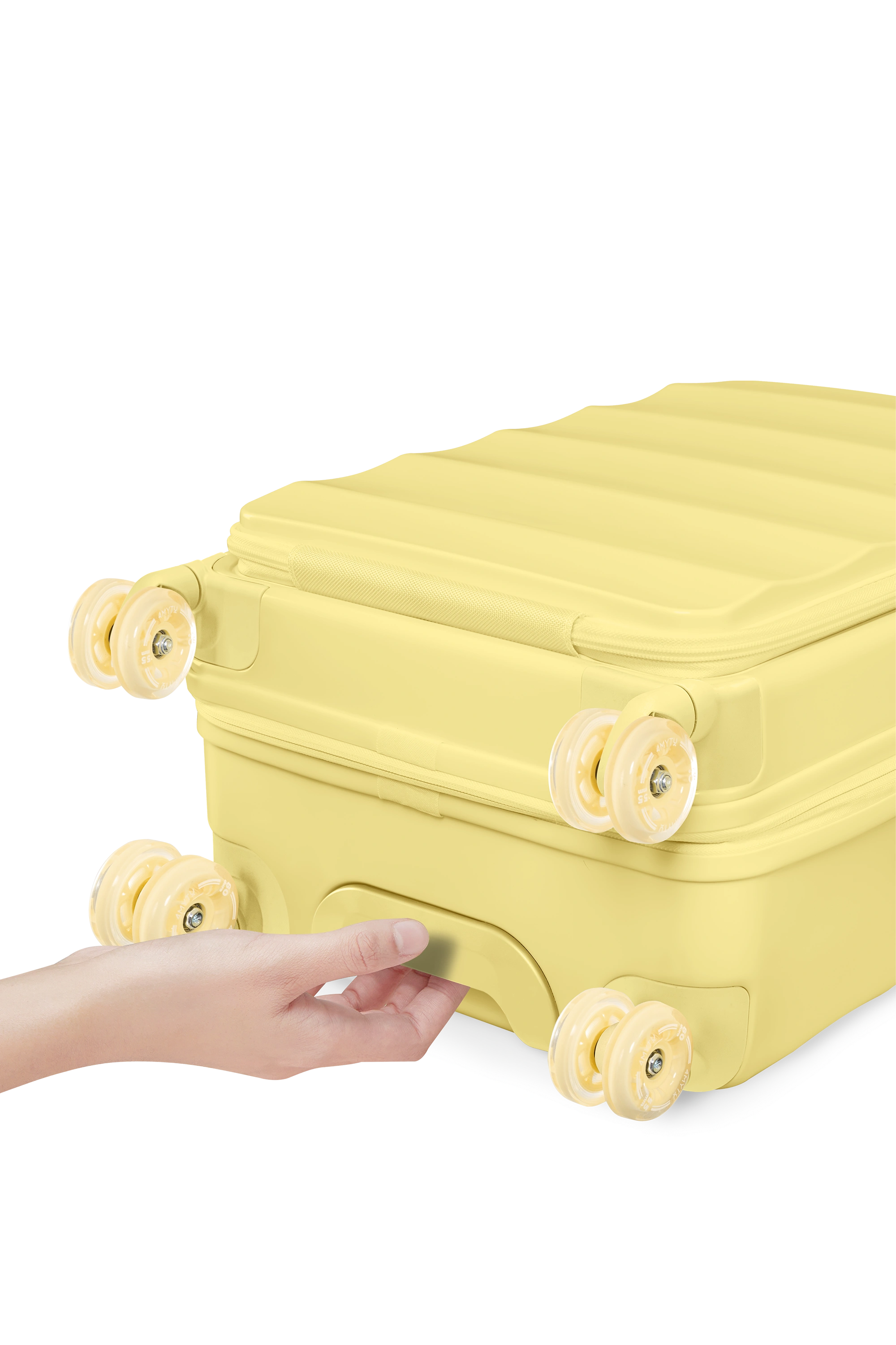 Tank Lite Bigger Carry-on in Glossy Limone