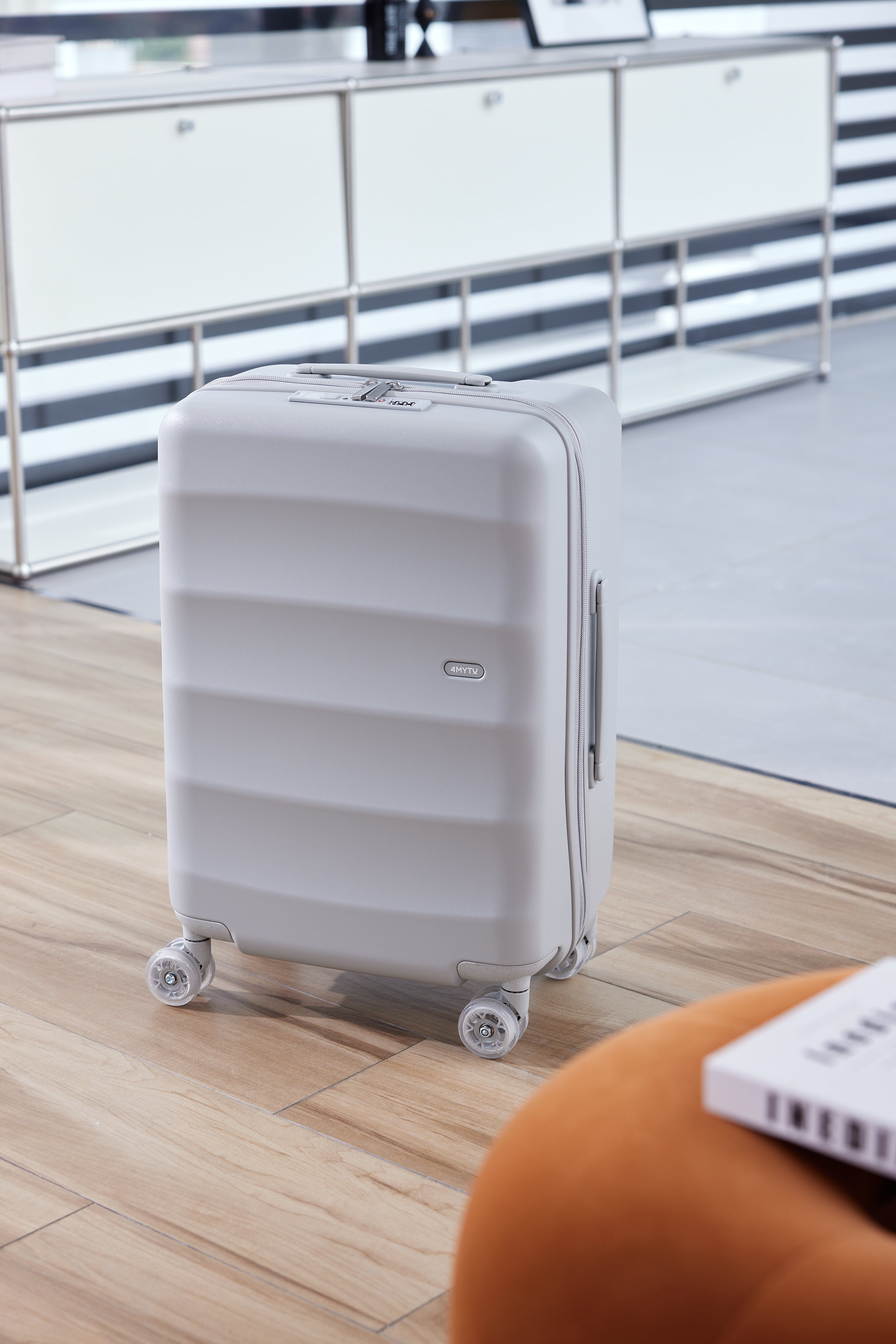 4MYTU Bigger Tank Carry-On suitcase in sleek silver, perfect for modern travel.